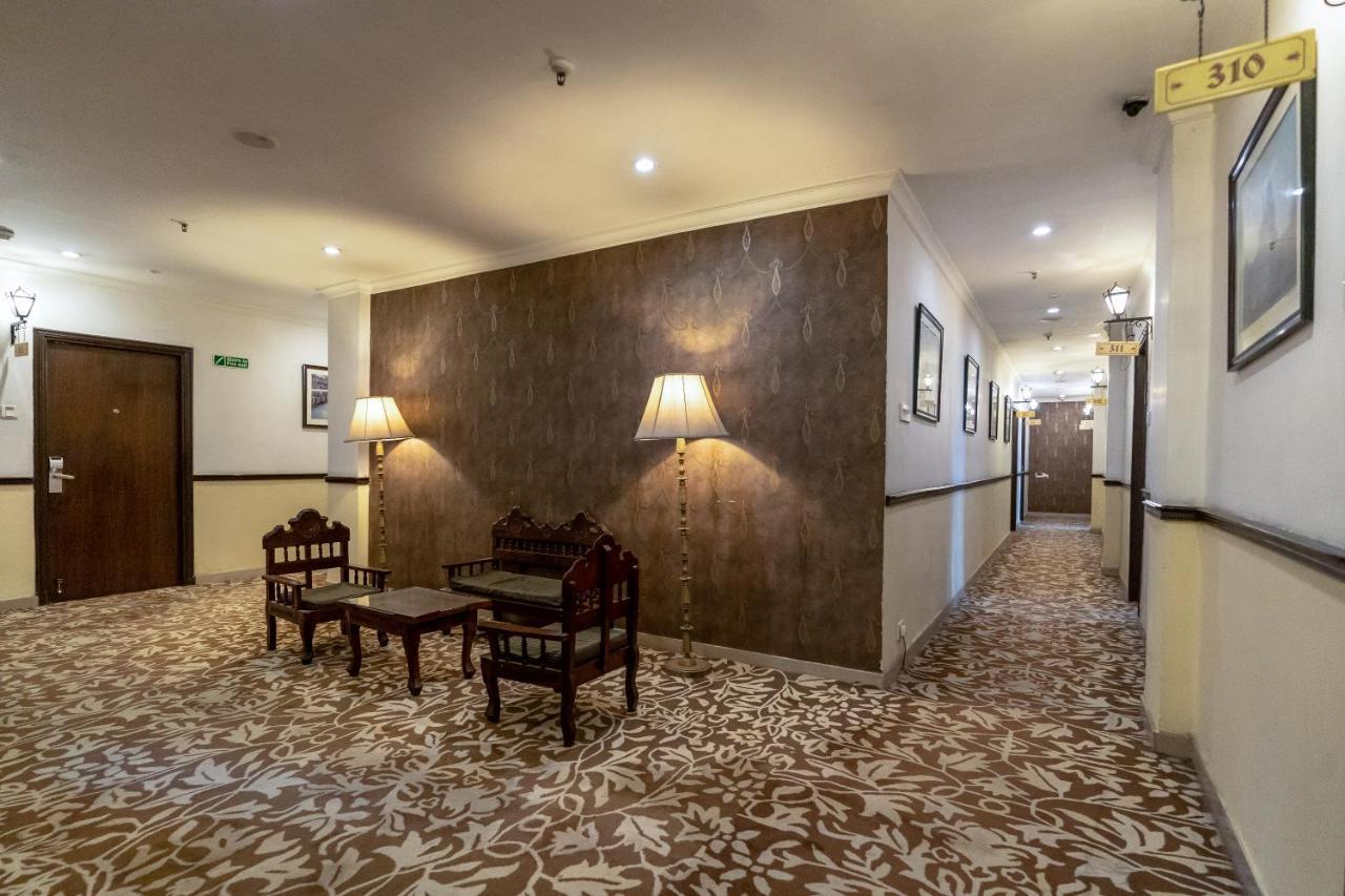 The Lindsay Kolkata